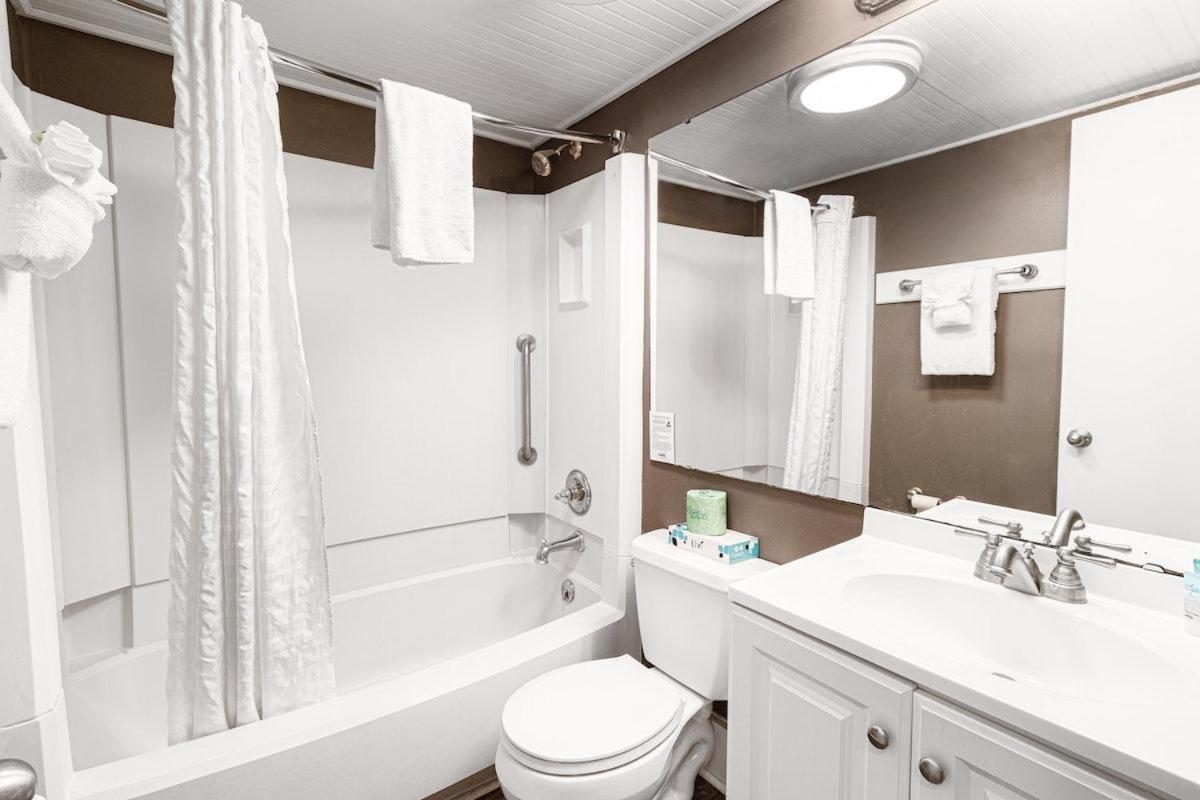Modern Resort View Room On The First Floor Pawleys Island Exteriör bild